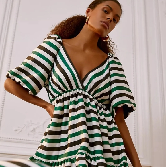 Delfi Sirena Maxi Dress - Picture 11 of 14